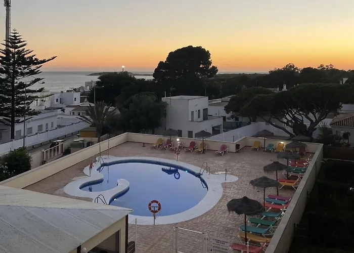 Apartamentos Inma Mayor En Primera Linea De Playa, Con Parking Y Piscina