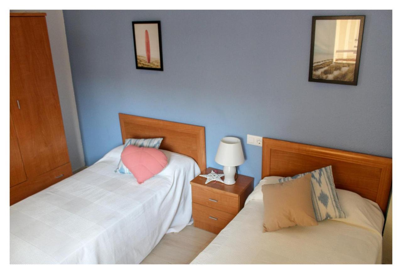 Inma Mayor En Primera Linea De Playa, Con Parking Y Piscina Apartment *